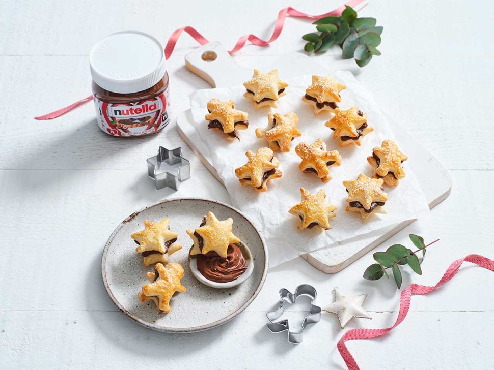 Pampas™ Gingerbread Men & Star Puff Pastries for Nutella® Fondue