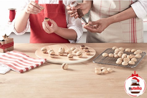 Biscuits "baci di dama" au Nutella® 3 | Nutella