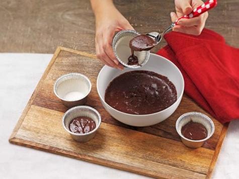 Valentine's Gianduja Chocolate Muffins with NUTELLA® - STEP 2