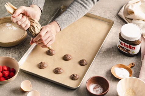 Schoko-Macarons mit nutella® - Schritt 2