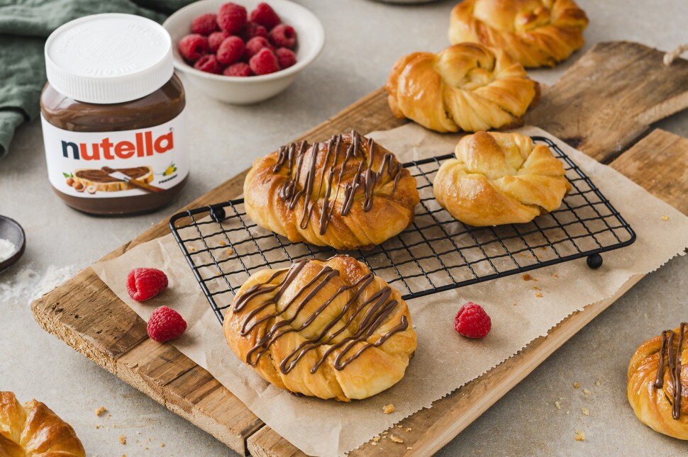 nutella® Rezepte - Marzipan-Hefe-Knoten mit nutella®