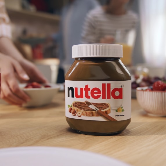 Write a song or a poem about Nutella