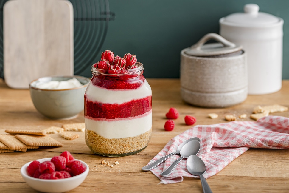 cake in a jar