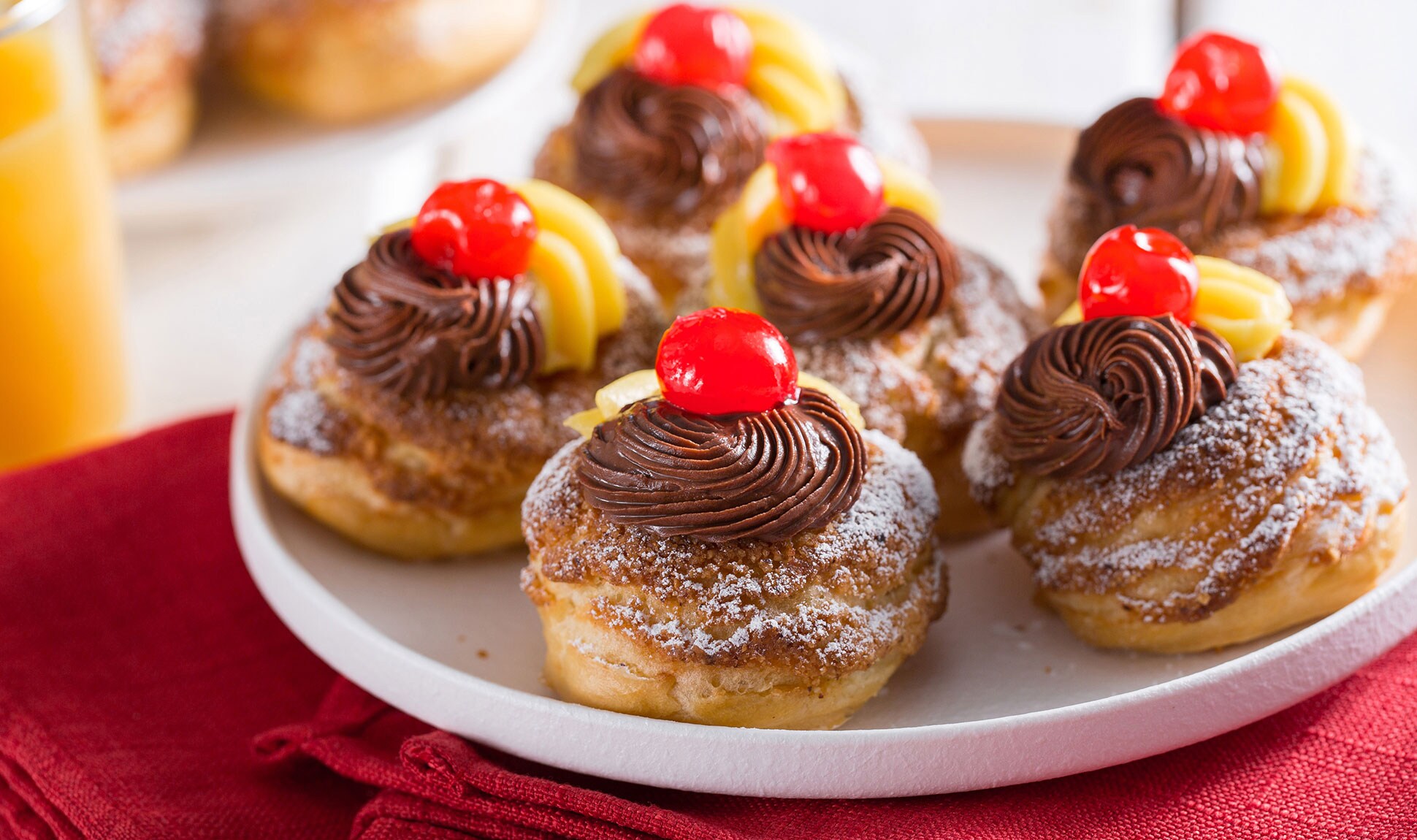 Zeppole craquelin con Nutella® e crema