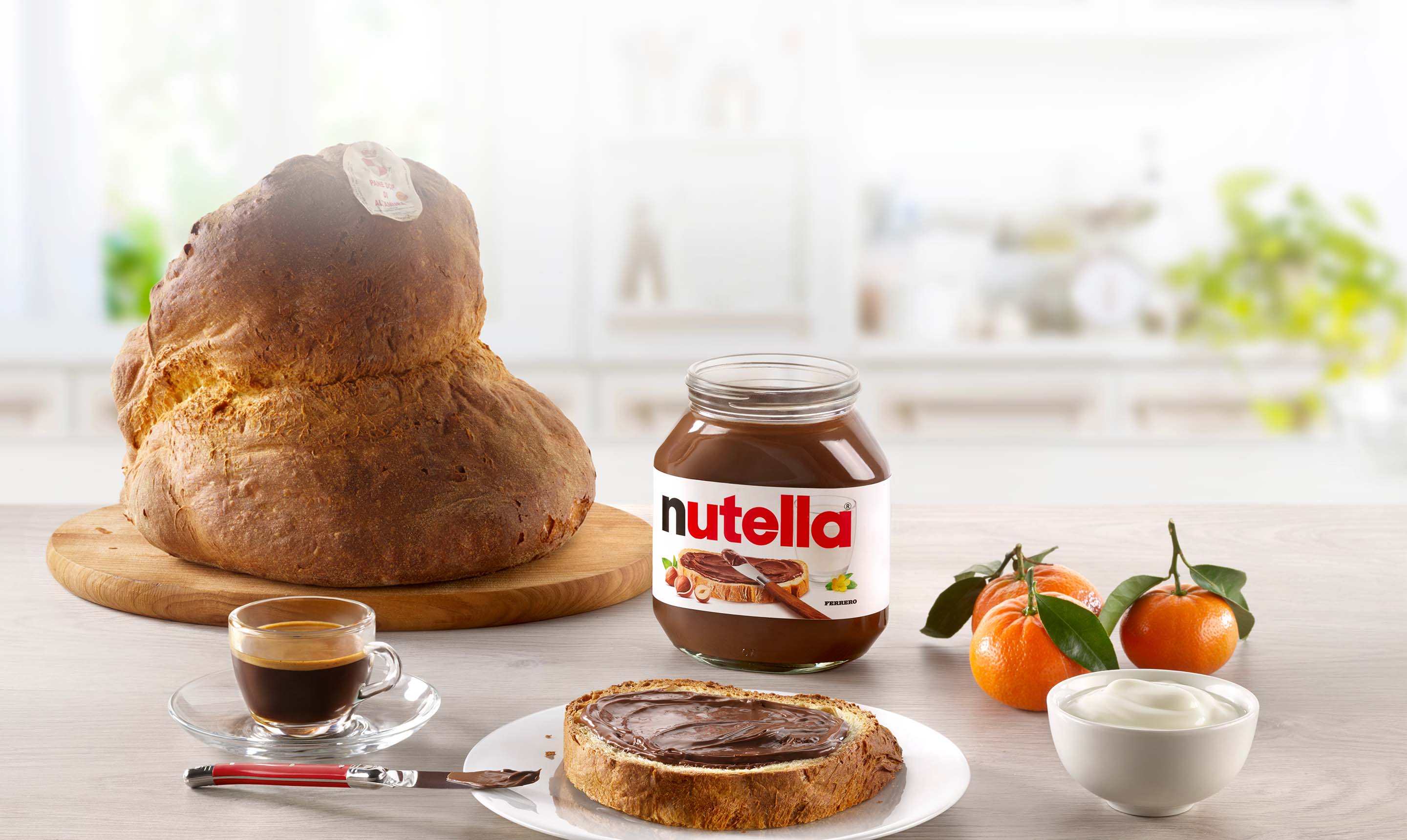 Ferrero “spalma” la Nutella su tutti i pani tradizionali d'Italia 