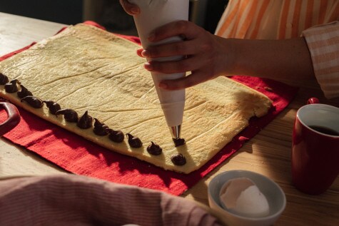 Yule Log by Nutella® recipe step 4 | Nutella® Marocco
