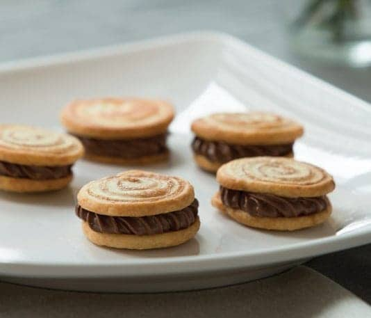 Cinnamon Nutella® Swirl Sandwich Cookies