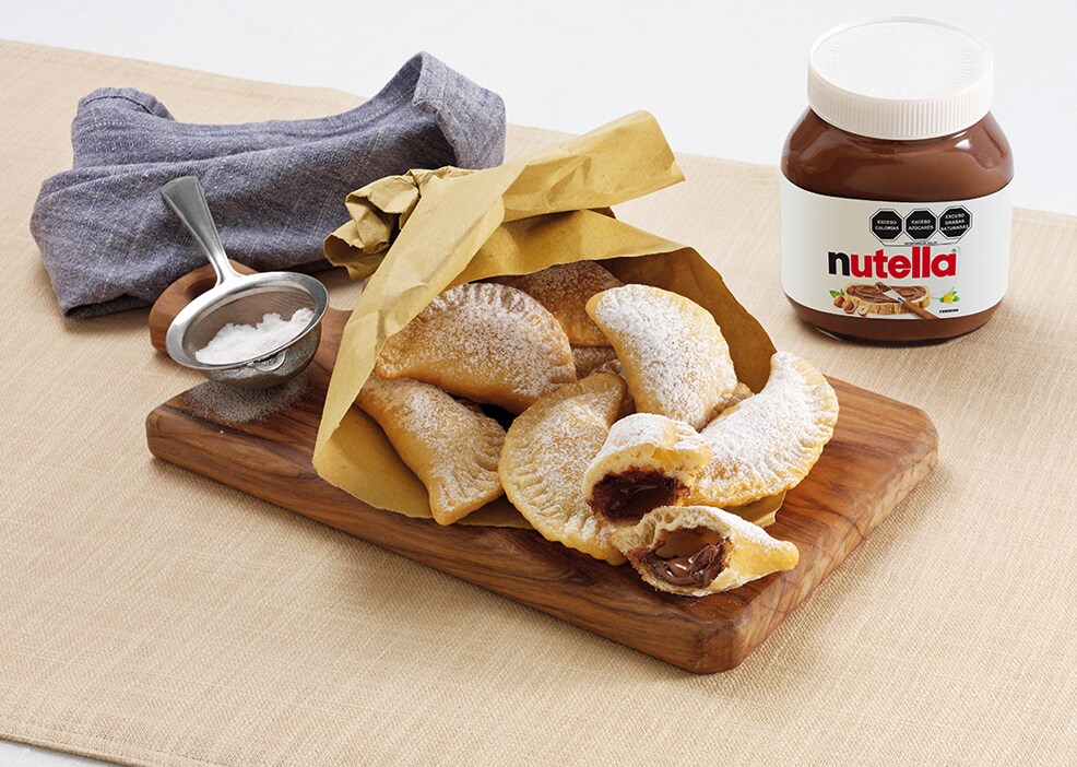 Fagottini dorados con relleno de Nutella®