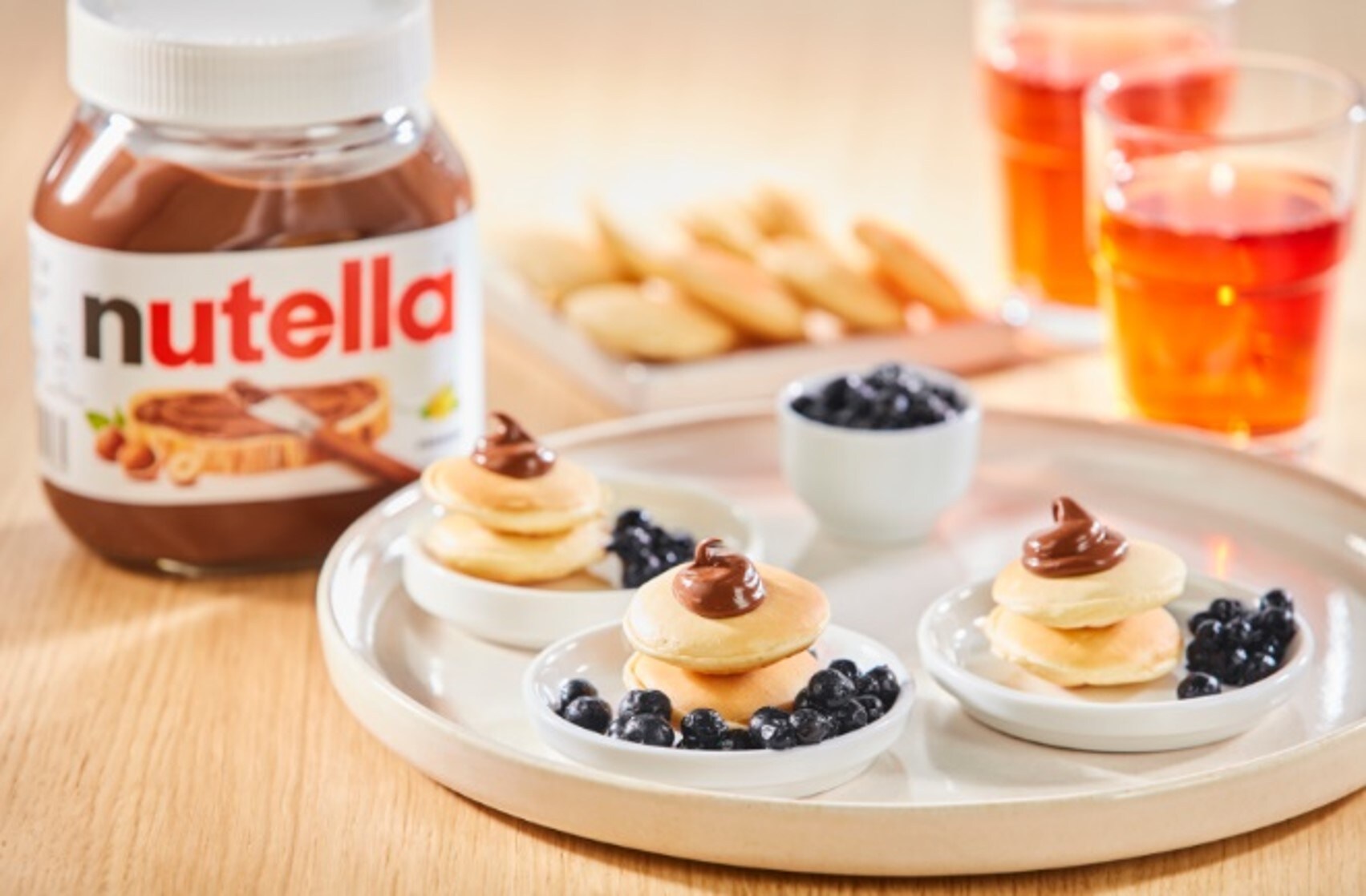 Pancakes z jagodami i kremem Nutella<sup>®</sup>
