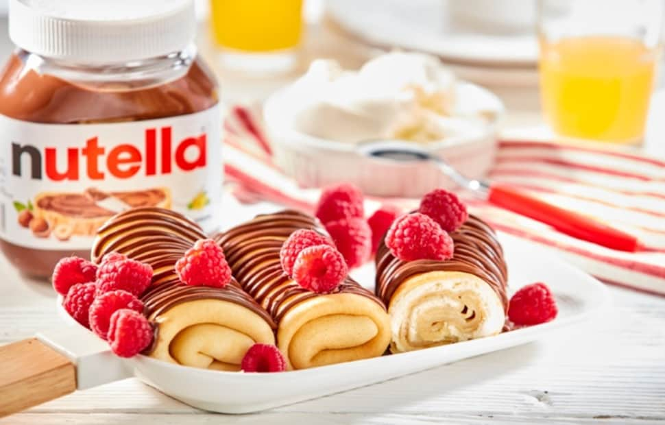 Naleśniki z malinami i serkiem mascarpone i kremem Nutella®