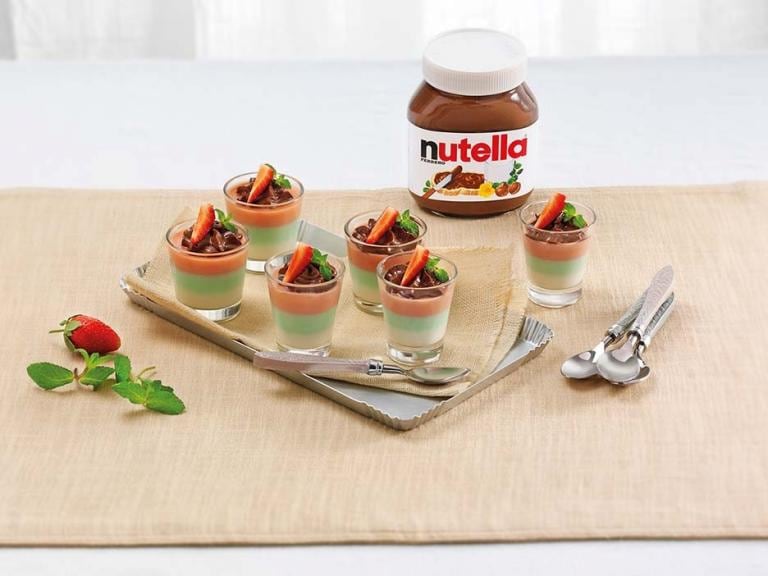 Trefarvet panna cotta med Nutella®