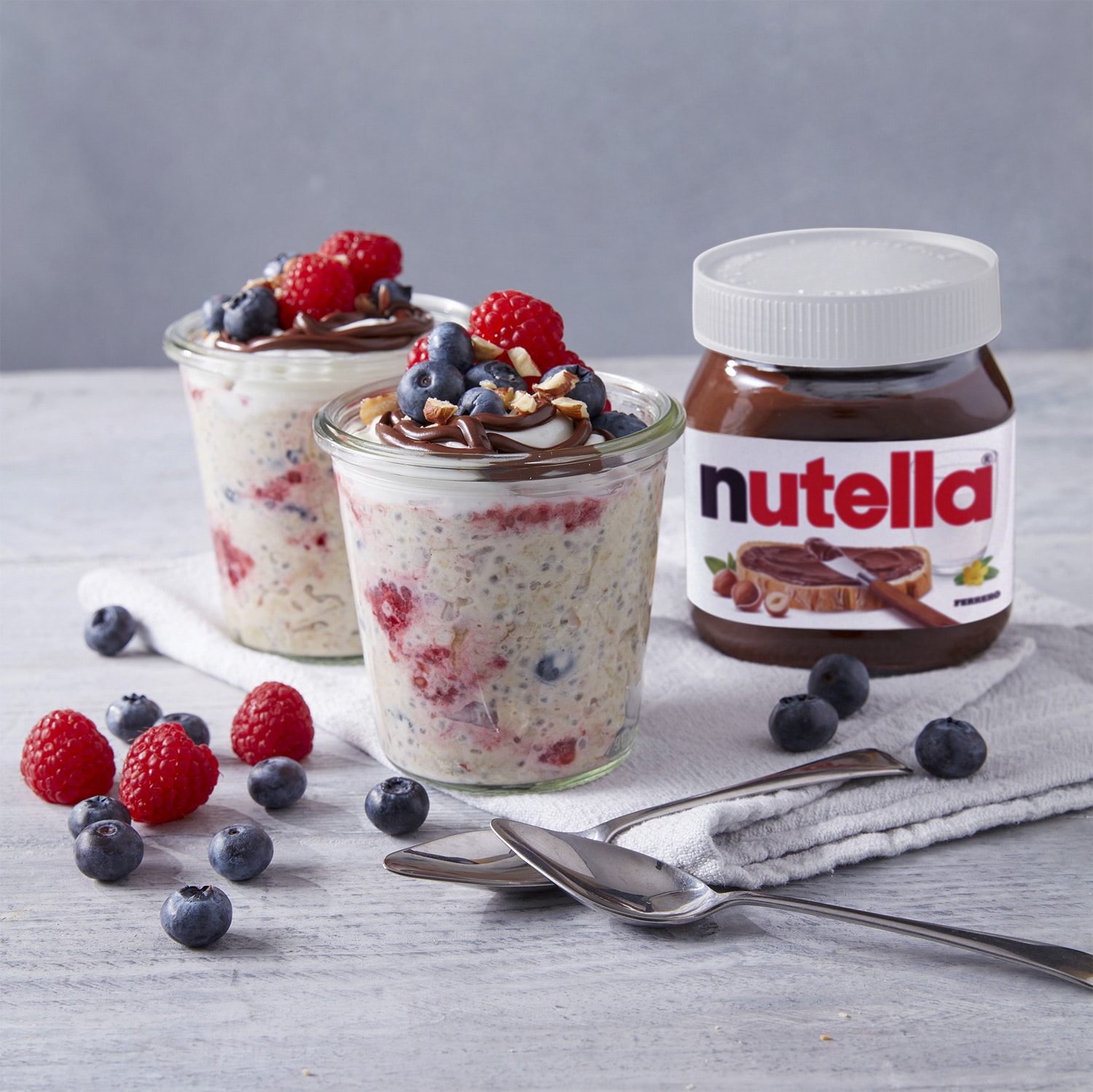 Overnight Oats with Fresh Berries and Nutella®