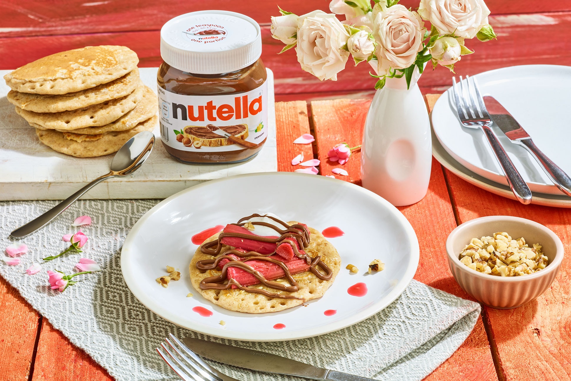 Nutella rhubarb pikelets